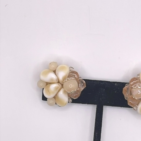 Western Germany Signed Vintage Baby Tooth Bead Style Cluster Clip-on Earrings - Picture 3 of 12